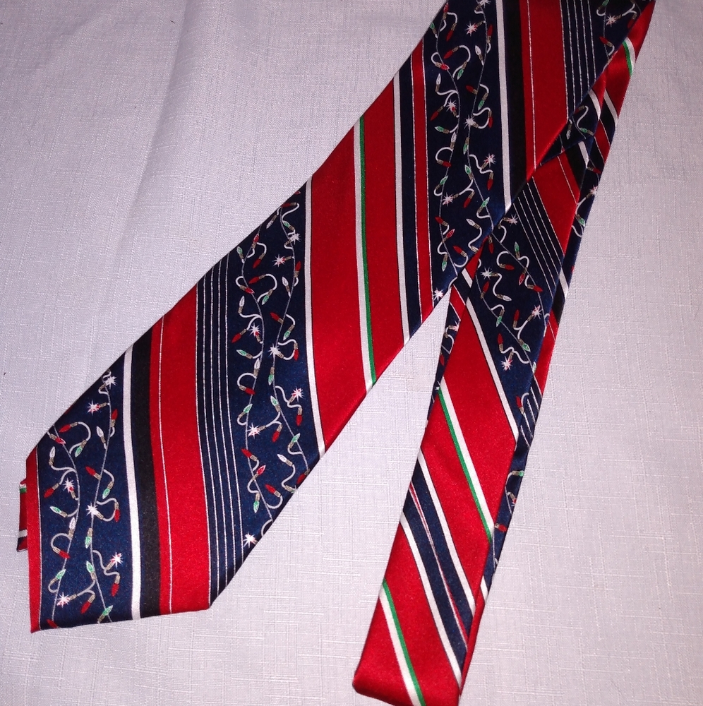HOLIDAYS Men's Christmas Lights Neck Tie All Silk Hand Made Holiday Necktie EUC